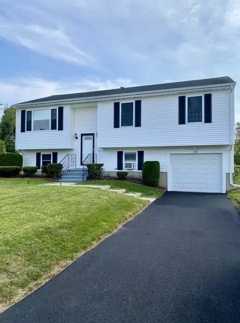 199 Fourwinds Dr, Fall River, MA 02720 photo 2