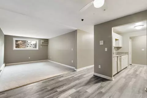 151 King St #104C, Franklin, MA 02038