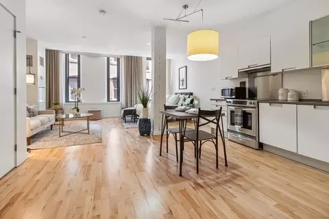 346 Congress St #210, Boston, MA 02110