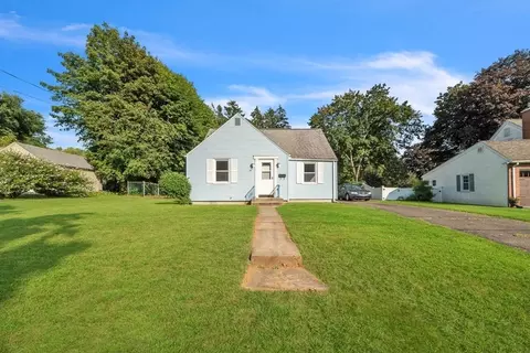 34 Ashley, Holyoke, MA 01040