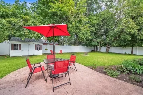 60 Westbrook Dr, Springfield, MA 01129 photo 35