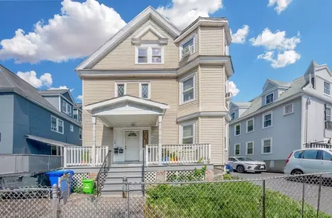 76 Centre St, Boston, MA 02124