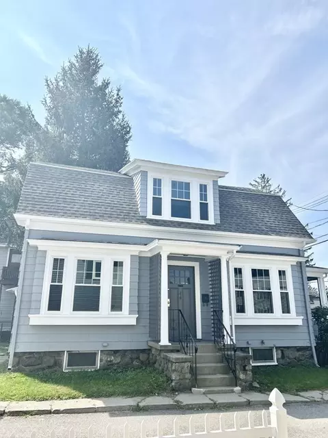 44 Grant Pl, Waltham, MA 02453