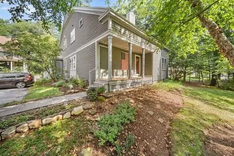 20 Indian Camp Ln #20R, Lincoln, MA 01773