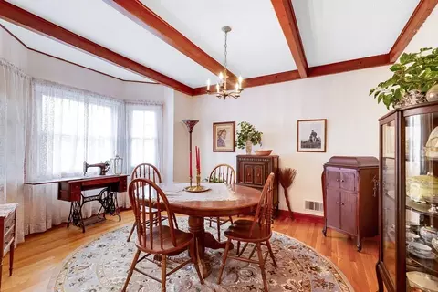9 Jasper St, Beverly, MA 01915 photo 5