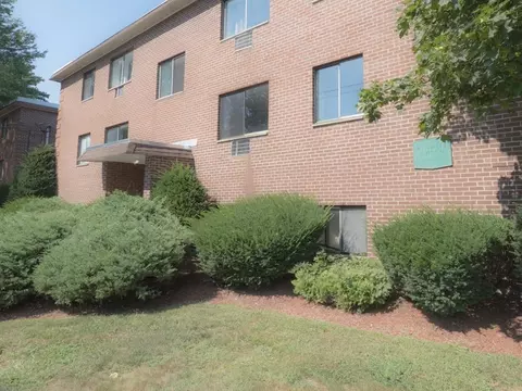 12 Kendall Ave #10, Framingham, MA 01702