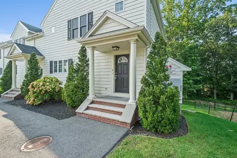 37 Wren Ter #9, Quincy, MA 02169