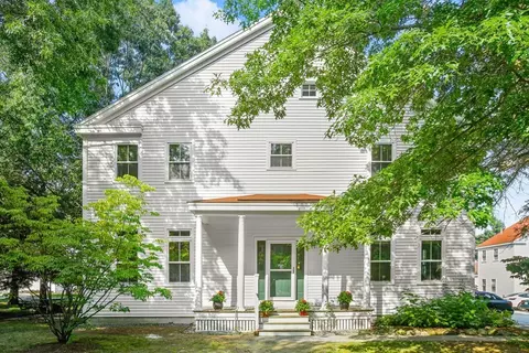 11 S Cmns #A, Lincoln, MA 01773