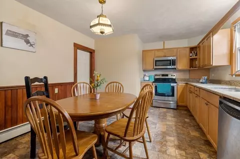 73 Monadnock St, Gardner, MA 01440 photo 6