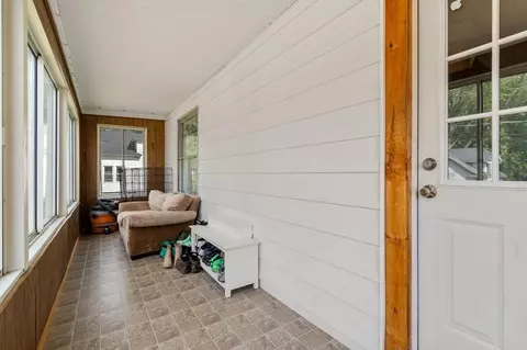 73 Monadnock St, Gardner, MA 01440 photo 3