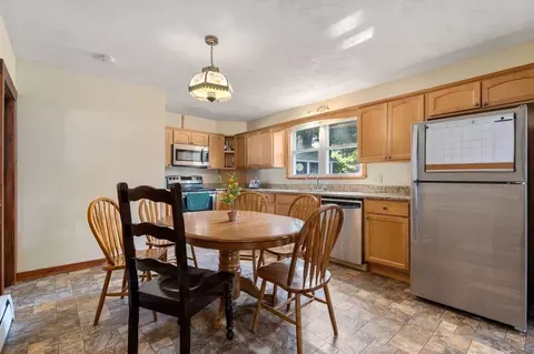 73 Monadnock St, Gardner, MA 01440 photo 8