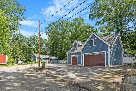 61 Third St, Dracut, MA 01826