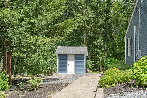 61 Third St, Dracut, MA 01826 photo 4