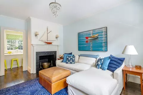 36 Monument Ave, Charlestown, MA 02129