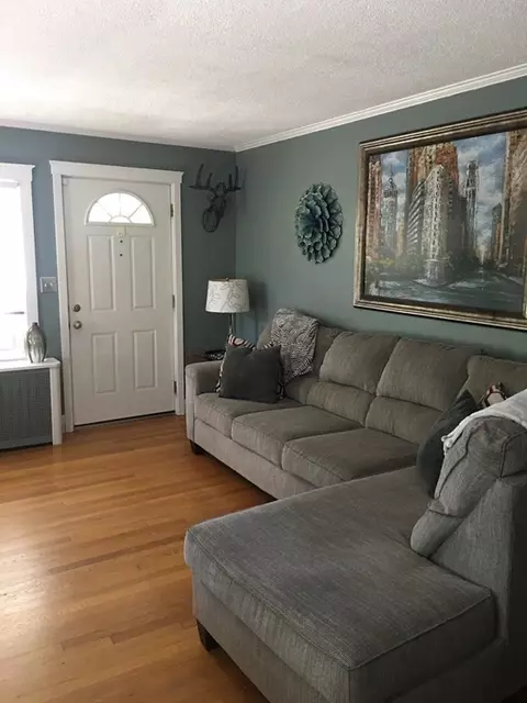 500 Montgomery St, Fall River, MA 02720 photo 2