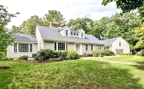 30 Arnold Rd, Hingham, MA 02043 photo 2