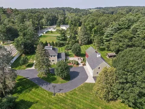 221 Linebrook Rd, Ipswich, MA 01938