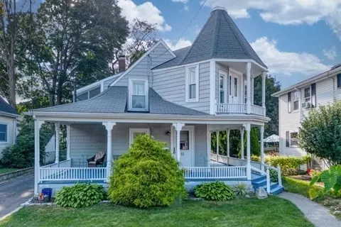 11 Gannett Rd, Quincy, MA 02169