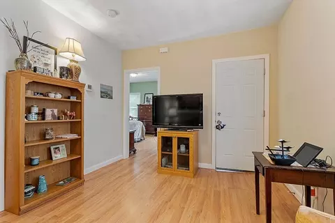 5 Walcott St, Maynard, MA 01754 photo 10