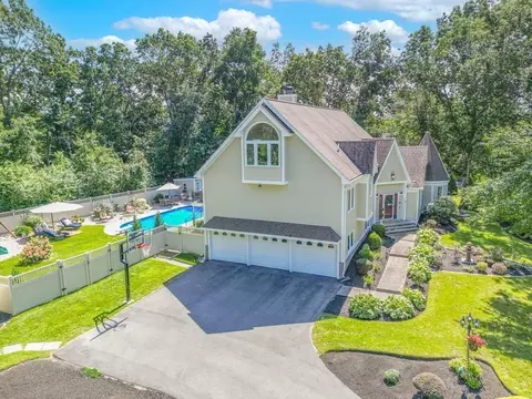5 Strawberry Ln, Canton, MA 02021 photo 24