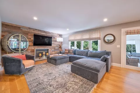 5 Strawberry Ln, Canton, MA 02021 photo 7
