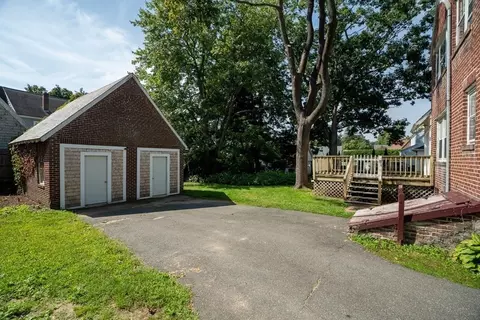 35 Bronson Ter, Springfield, MA 01108 photo 36