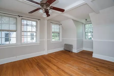 35 Bronson Ter, Springfield, MA 01108 photo 31