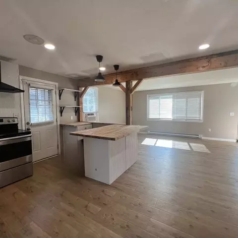 35 Gladstone St, Springfield, MA 01109 photo 3