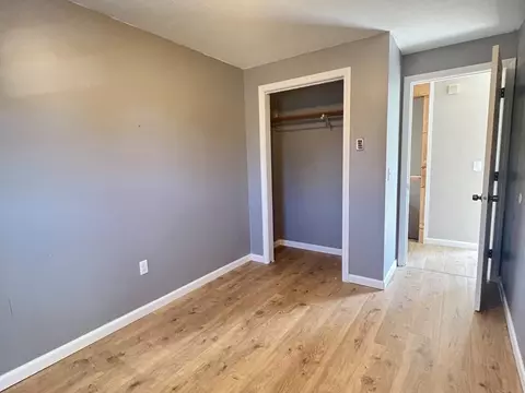 35 Gladstone St, Springfield, MA 01109 photo 7