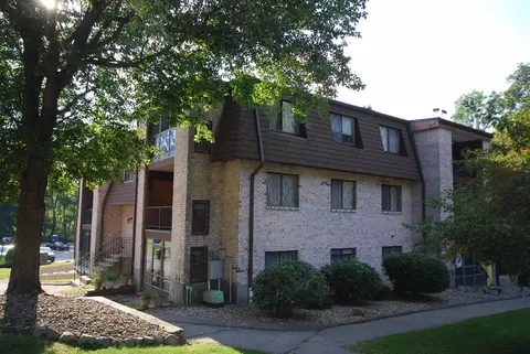 7 Greenbriar Dr #108, North Reading, MA 01864