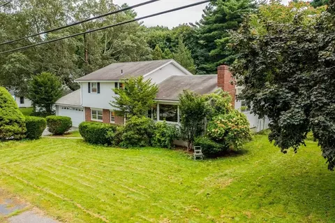 9 Hylair Dr, Shrewsbury, MA 01545