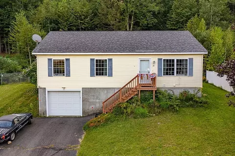 20 Fieldstone Dr, Orange, MA 01364