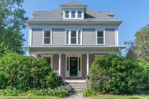 42 Woodlawn Pl, Longmeadow, MA 01106