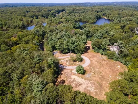 262 265 Meadowbrook Rd, Dedham, MA 02026