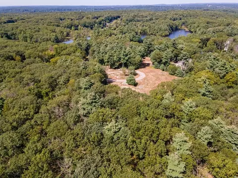 262 265 Meadowbrook Rd, Dedham, MA 02026 photo 2