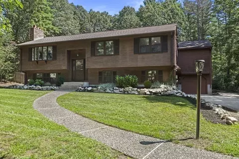 152 Seekonk St, Norfolk, MA 02056