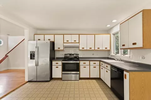 6 Pine Crest Ave #A, Gloucester, MA 01930 photo 11