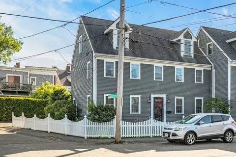 48 Liberty St #F, Newburyport, MA 01950