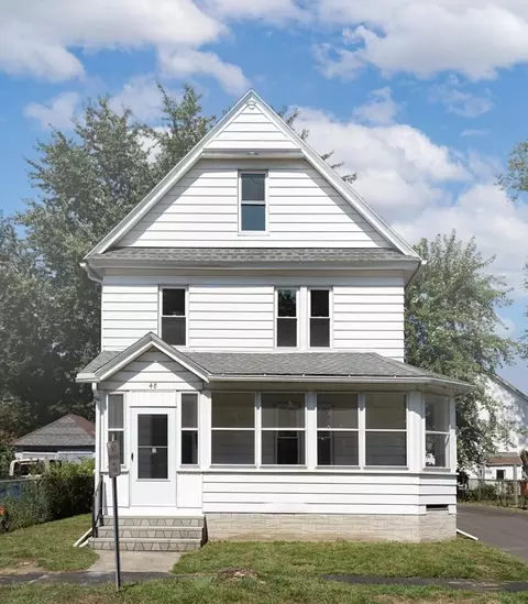 48 Worthen St, West Springfield, MA 01089