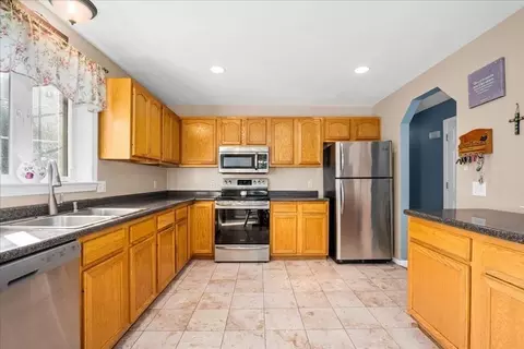 30 Intervale Rd, Dudley, MA 01571 photo 11