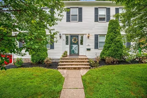 21 N Central St #A, Peabody, MA 01960