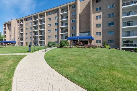 64 Broad Reach #109, Weymouth, MA 02191