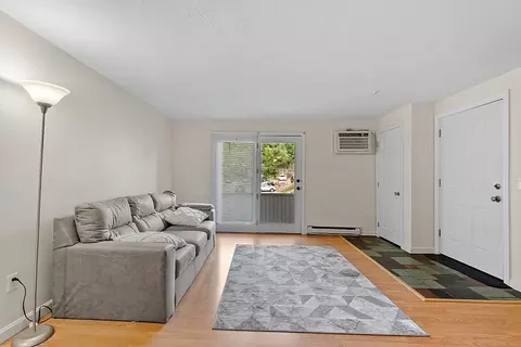 7 Gibbs St #12, Worcester, MA 01607 photo 17