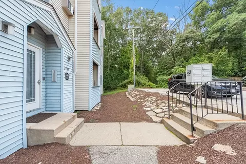 7 Gibbs St #12, Worcester, MA 01607 photo 4