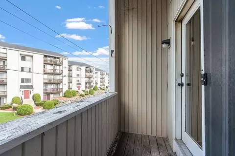 7 Gibbs St #12, Worcester, MA 01607 photo 10