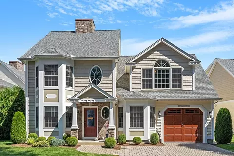 11 Hampton Cir #11, Tewksbury, MA 01876