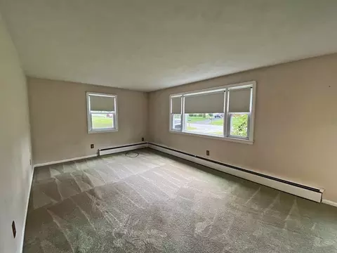 34 Sonia St, Springfield, MA 01129 photo 17