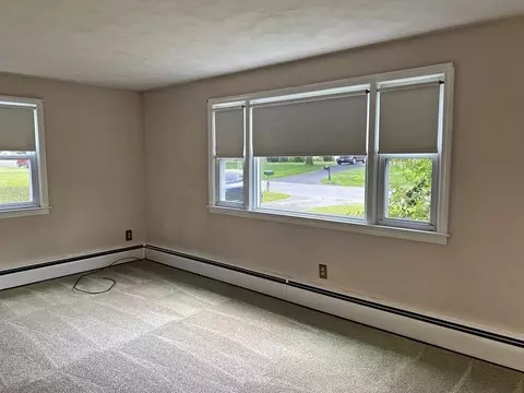 34 Sonia St, Springfield, MA 01129 photo 16