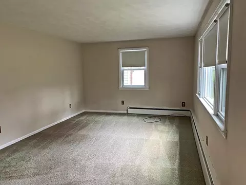 34 Sonia St, Springfield, MA 01129 photo 15