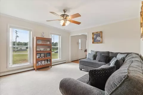 435 Main St, Acushnet, MA 02743 photo 6